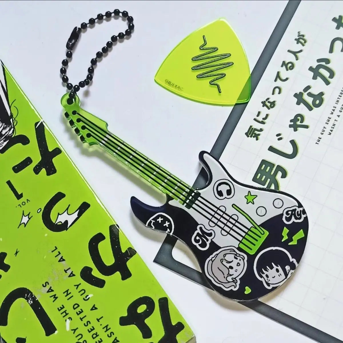Kininatteru Hito Ga Otoko Ja Nakatta Anime Keychain Guitar Acrylic Stand The Guy She Was Interested in Wasnt A Guy At All Goods