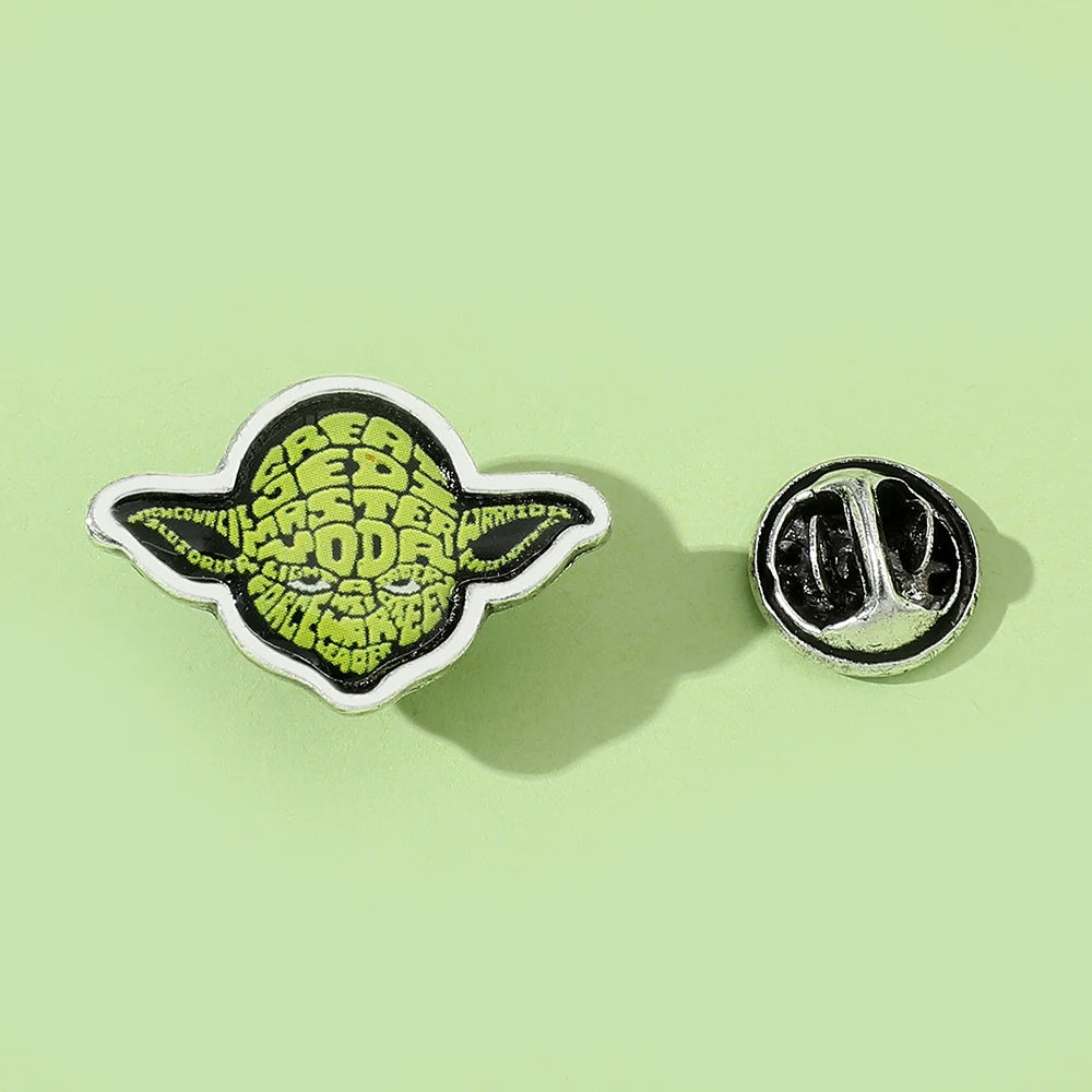 Star Wars Yoda Enamel Brooch - Cartoon Character Lapel Pin Collectible Jewelry Creative Head Portrait Gift for Fans