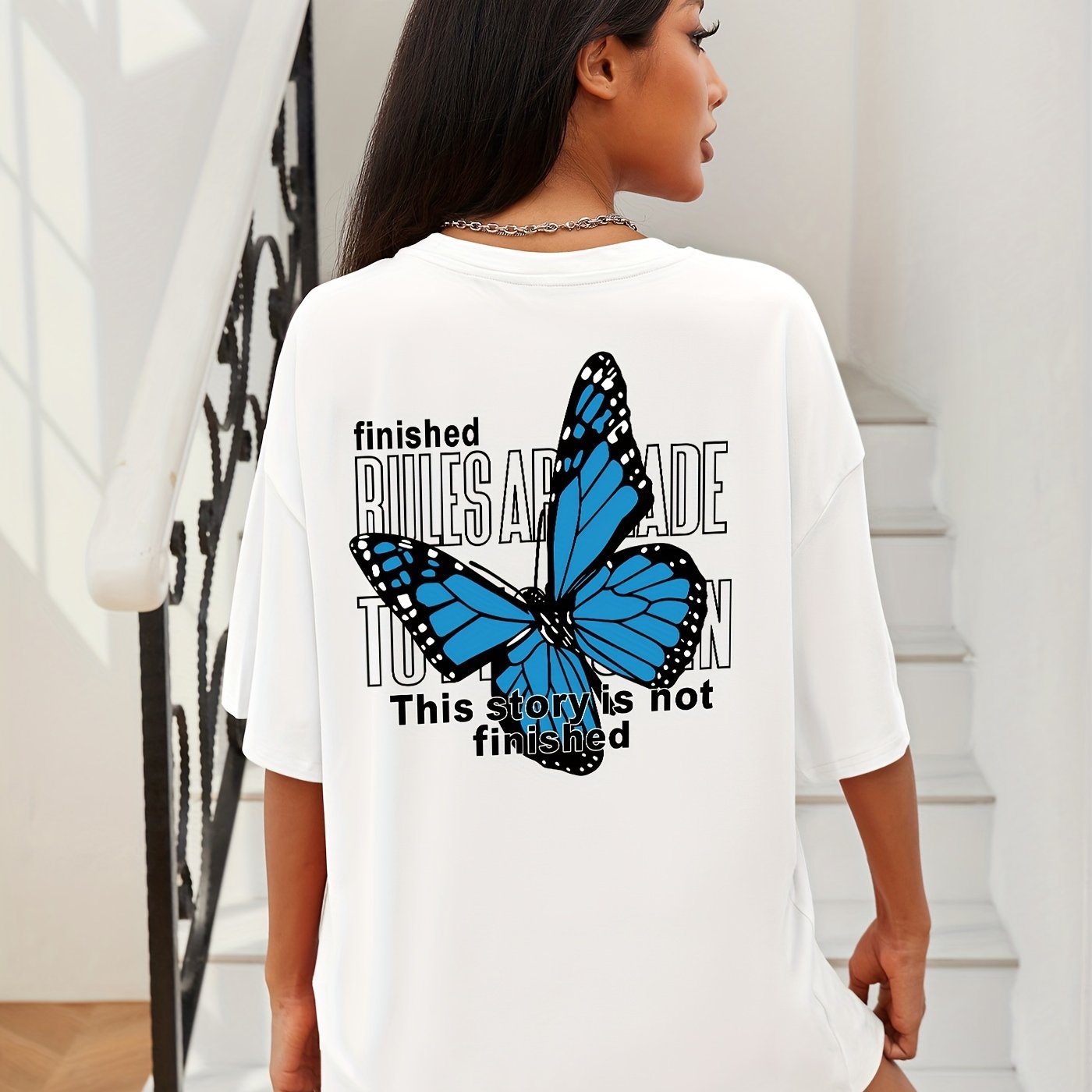 Oversized Butterfly Print T-Shirt, Casual Crew Neck Short Sleeve T-Shirt For Spring & Summer, Women's Clothing