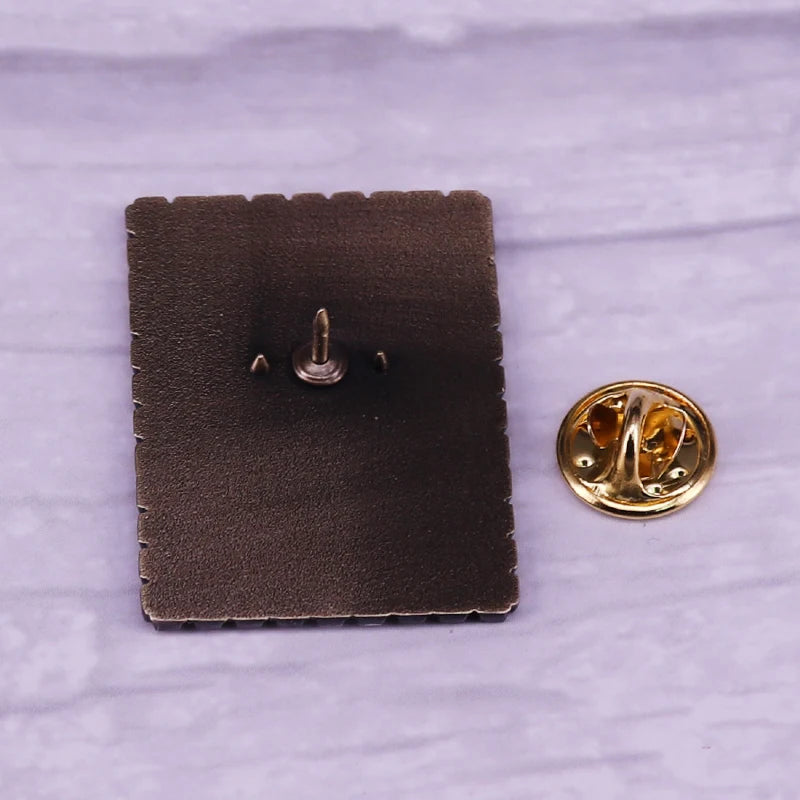 Police Box Van Gogh Starry Night Enamel Pin sun moon sky Brooch painting art film themed Accessory