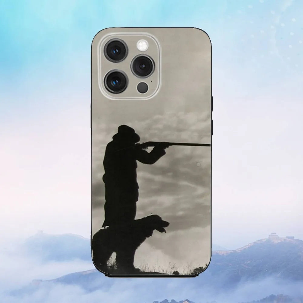 Hunter Dog Hunting Phone Case For iPhone 16e,16,15,14,13,12,11,Pro,X,XS,Max,XR,Plus,Mini Soft Black Cover