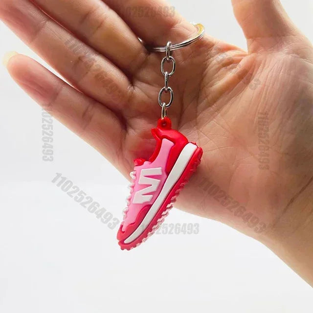 6pc/1pcs Shoe Keychains For Men Mini Cute Cool Sneaker Keychain PVC For Favors Collectible For Sneaker Fans Bag Pendant Tools