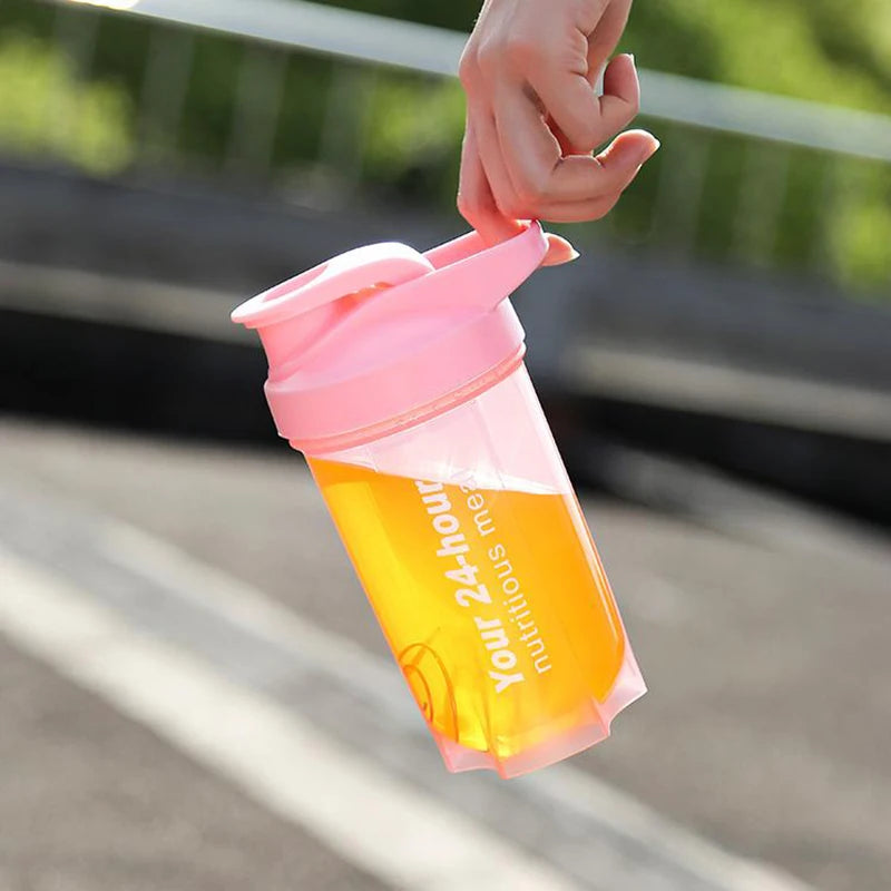 Sport Shaker Bottle 500ML Whey Protein Powder Mixing Bottle Sport Fitness Gym Shaker Outdoor Portable Plastic Drink Bottle