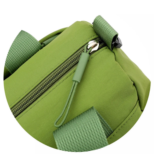 Fitness bag, simple and versatile handbag, lightweight storage bag, large capacity shoulder bag, multifunctional travel bag.zwq