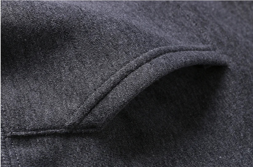 Men's hoodie and bat logo: Fashionable and comfortable hooded sweatshirt, a fan of heroes