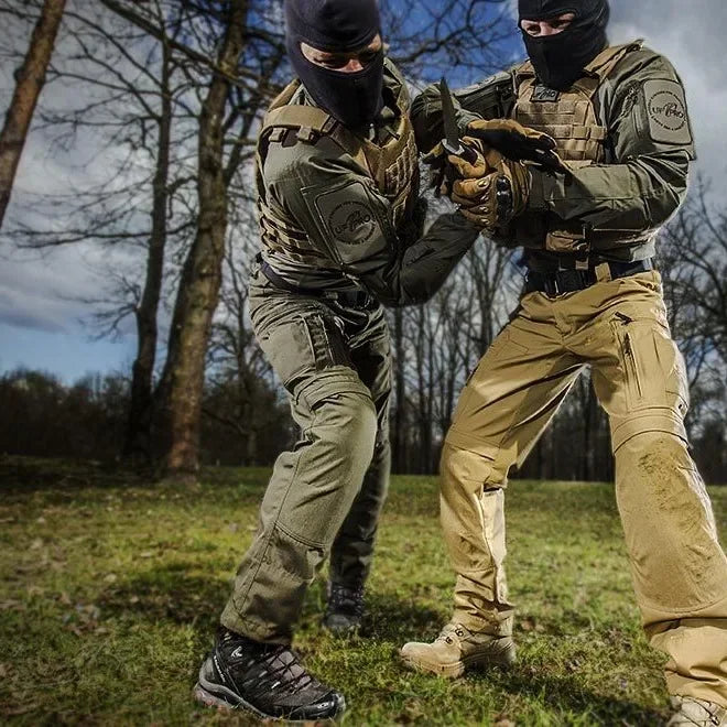 Tactical Pants Men's Spring And Autumn Combat Pants Outdoor Trous ers Loose Wear-resistant Overalls