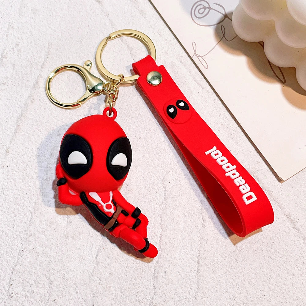 Marvel Deadpool Keychain - Funny Q Version Keyring, Cute Anti-Hero Backpack Charm for Fans & Couples (Gift Idea)