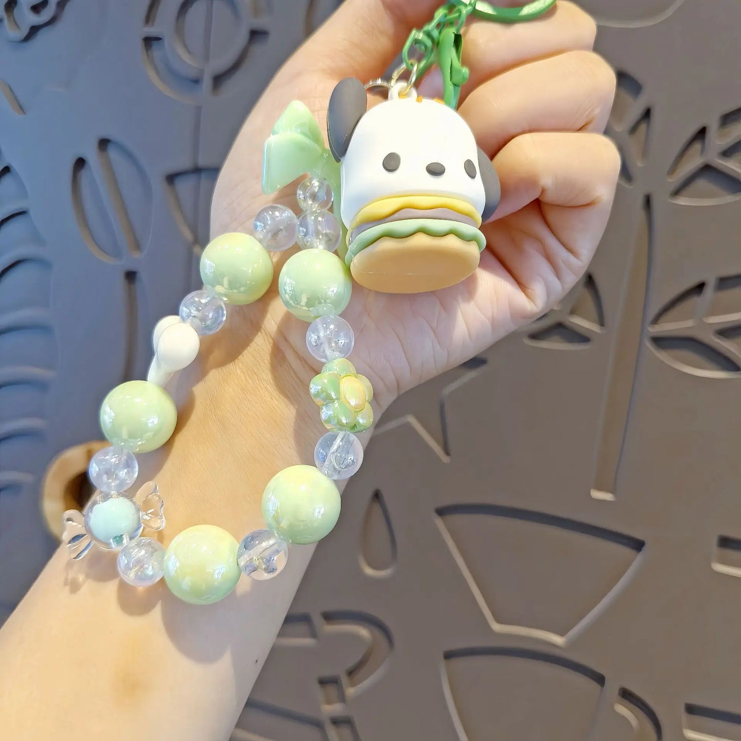 Sanrio Beaded Keychain Hello Kitty Cinnamoroll Kuromi Cute Cartoon Pendant Phone Chain Keychain Bag Pendant Accessories