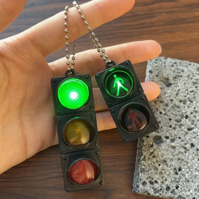 Simulation Electronic Traffic Light Keychain Pendant Pedestrian Light LED Light-emitting Toy Kids Cognitive Toy Gift Key Chain