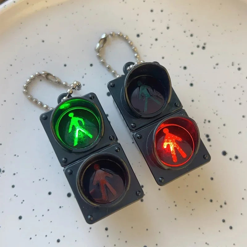 Simulation Electronic Traffic Light Keychain Pendant Pedestrian Light LED Light-emitting Toy Kids Cognitive Toy Gift Key Chain