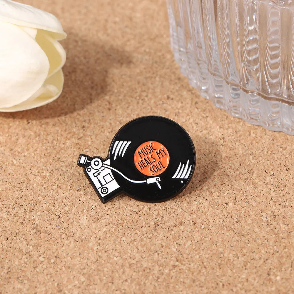 Vinyl Record Brooch - Black Round Geometric Music Pin, Taylor Swift Inspired Lapel Flower for Jackets & Denim
