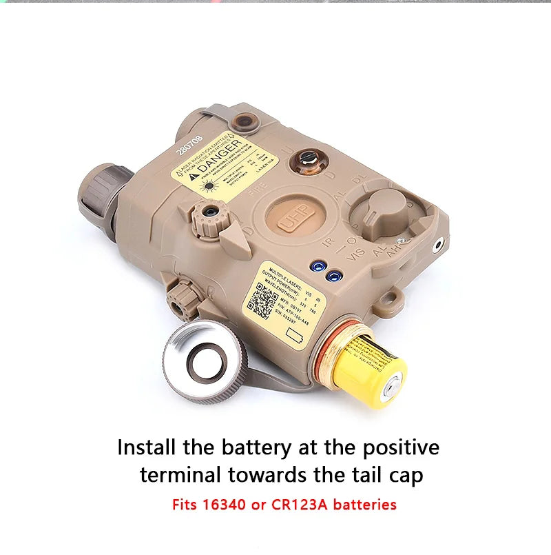 WADSN Tactical Airsoft PEQ-15 PEQ15 Tactical IR Illuminator Red Green Dot Sight Aiming Laser Pointer Hunting Weapon Light Fit 20