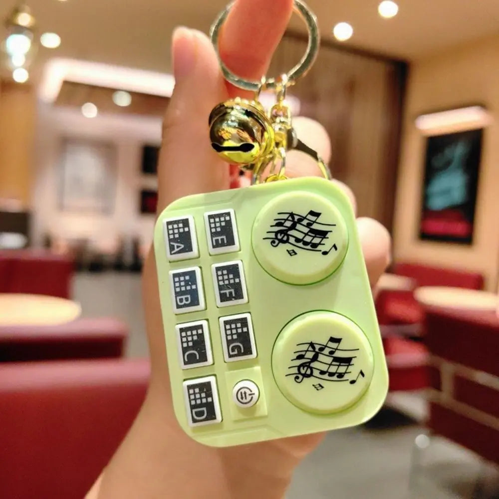 Key Chain Musical Instrument Pendant Keychain Plastic Mini Electronic Keyboard Keychain Backpack Ornament Birthday Gift