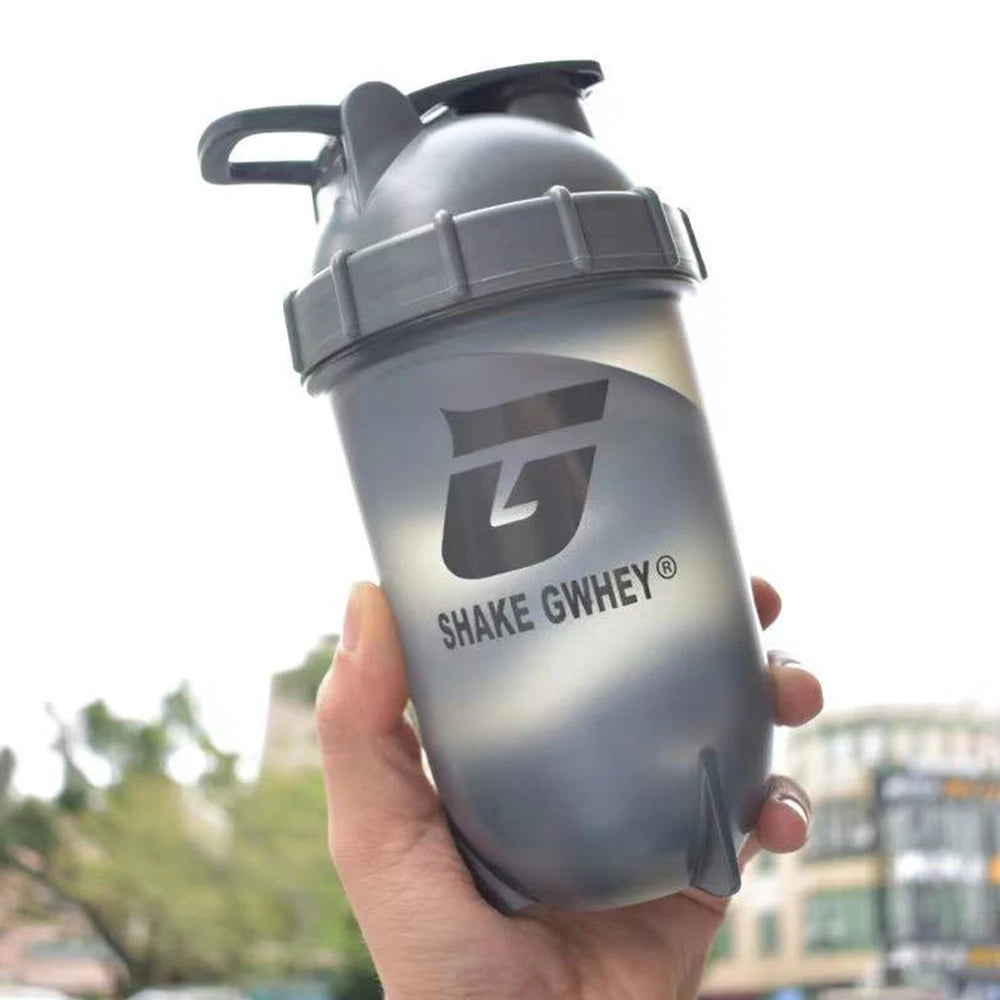 500ML Protein Shaker Water Bottle Sport Shaker For Protein Powder Mixing Fitness Gym Bottle Plastic Shaker Bottle Mixer Cup