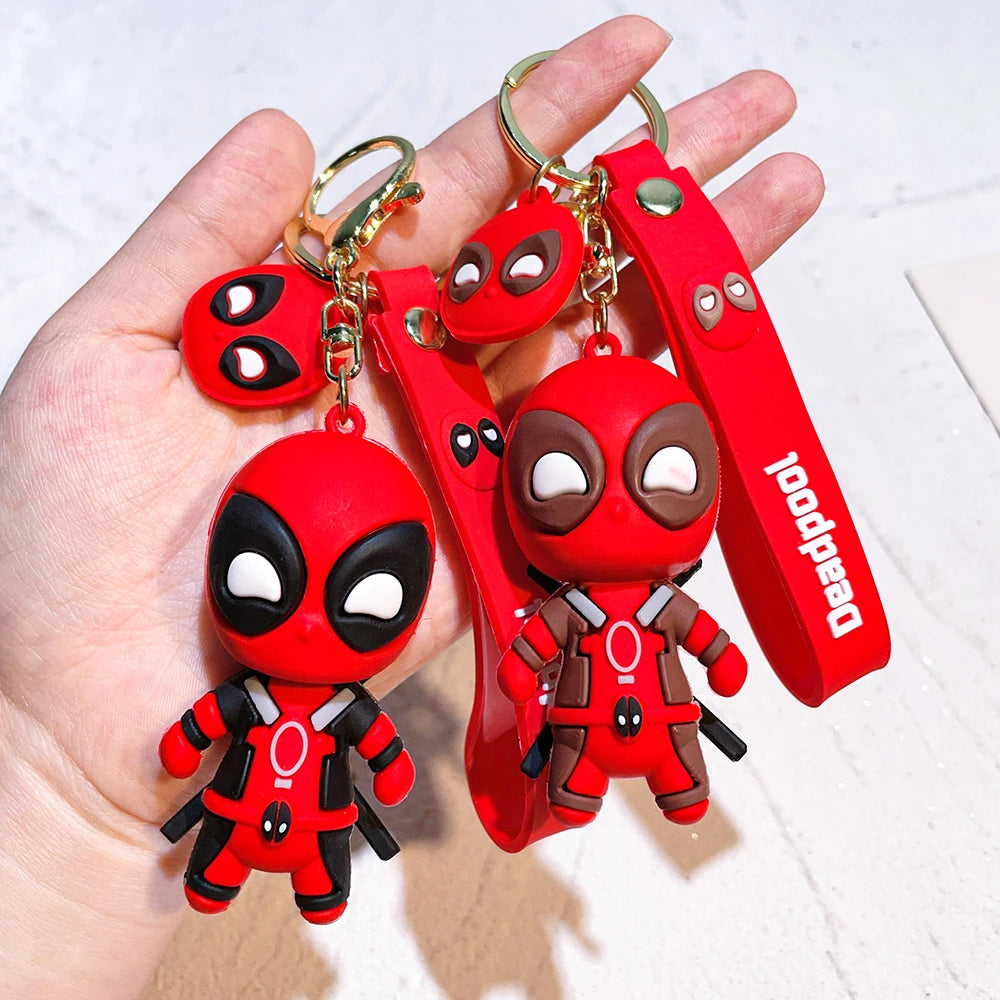 Marvel Deadpool Keychain - Funny Q Version Keyring, Cute Anti-Hero Backpack Charm for Fans & Couples (Gift Idea)