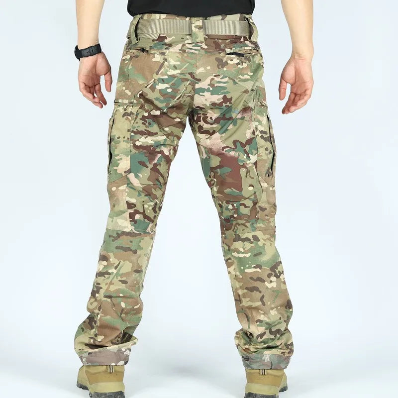 Tactical Pants Men's Spring And Autumn Combat Pants Outdoor Trous ers Loose Wear-resistant Overalls