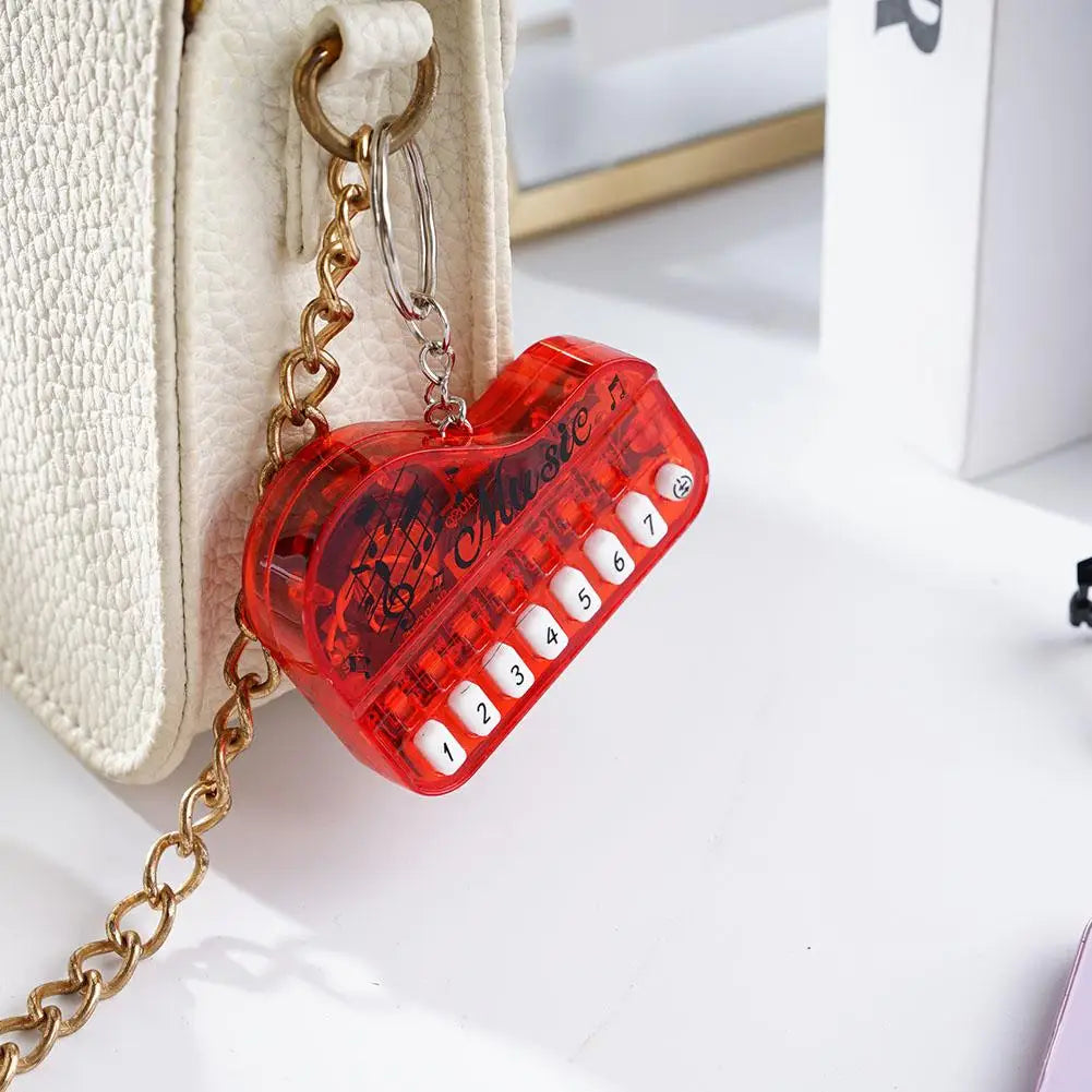 Piano Keychain Musical Instrument Toy Portable Mini Playable Keyboard Piano Jewelry Friend Music Gift Keychain Lover Electr I1K9