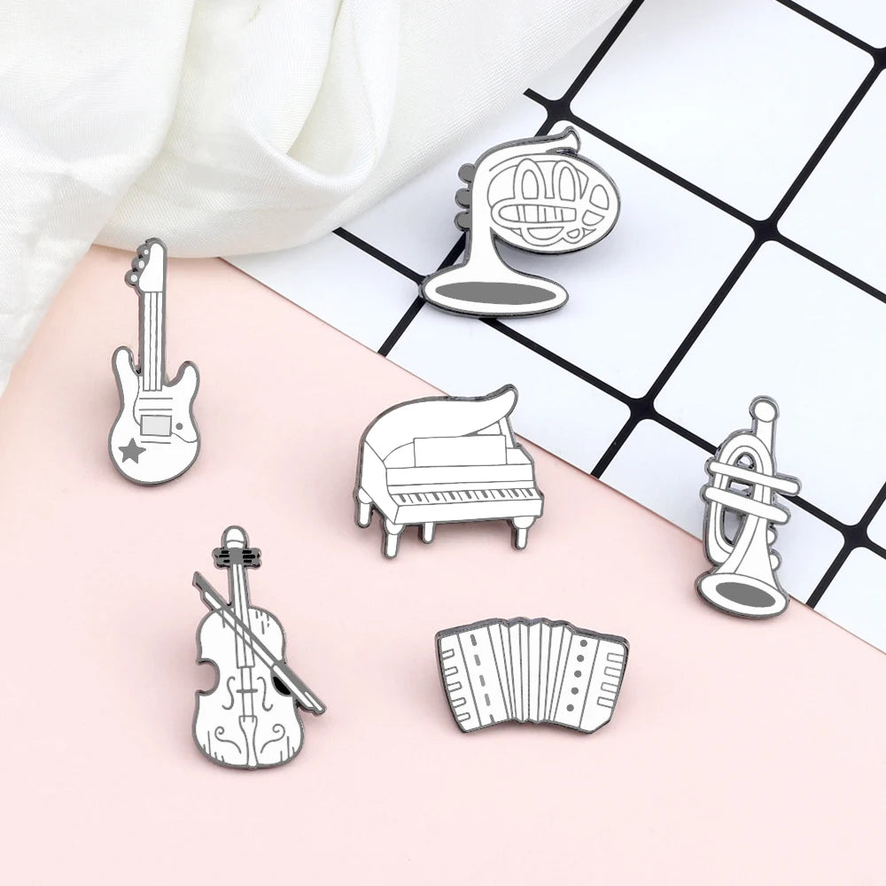 Cool Violin Enamel Pins Elegant Piano Accordion Bass Instrument Brooches Musician Shirt Lapel Pin Badges Jewelry for Music Lover