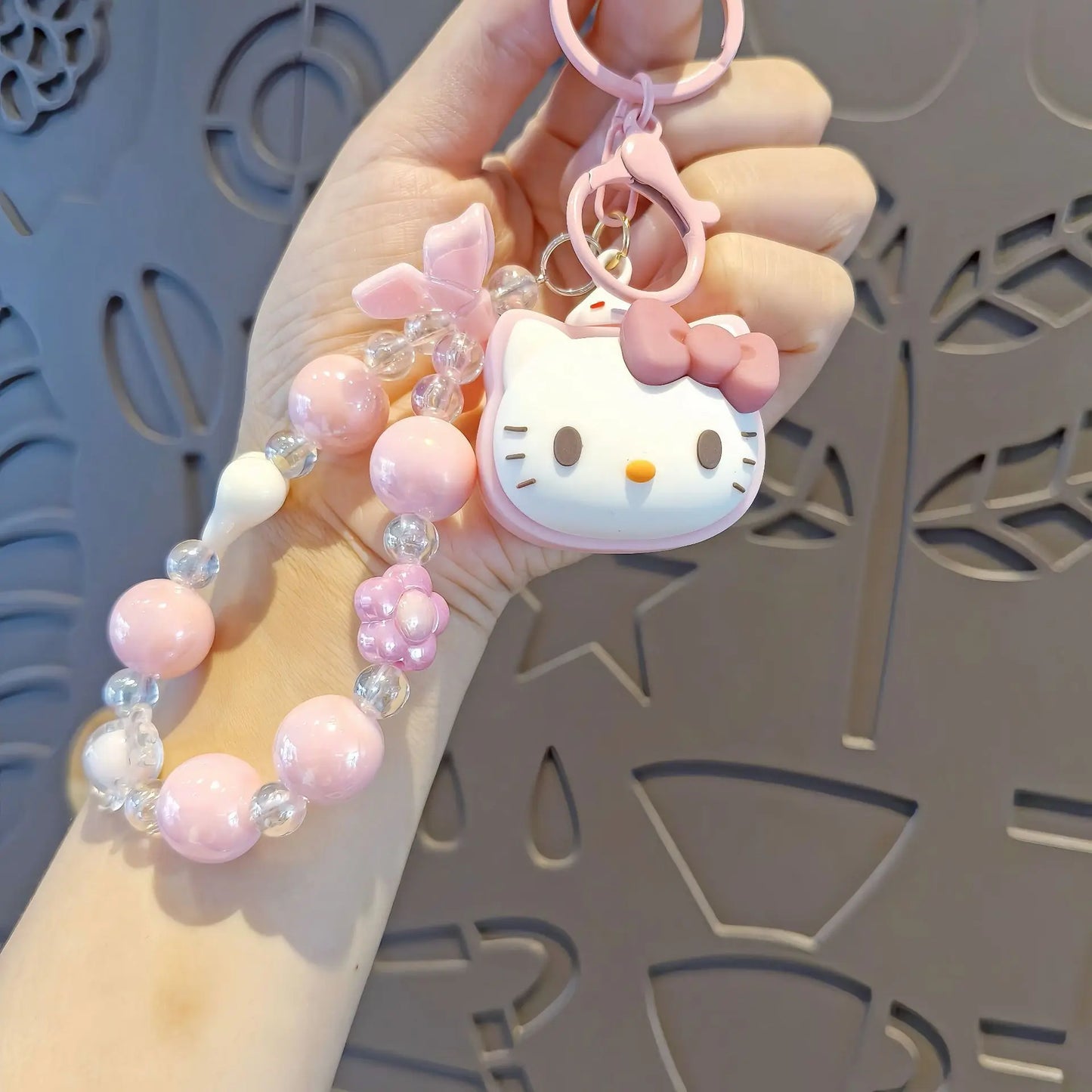 Sanrio Beaded Keychain Hello Kitty Cinnamoroll Kuromi Cute Cartoon Pendant Phone Chain Keychain Bag Pendant Accessories