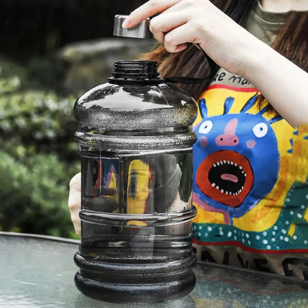 Training Sports Workout Drink Bottle 2L PETG Large Capacity Water Bottle Shaker Bottle With Handle Outdoor Gym Gallon Bottle