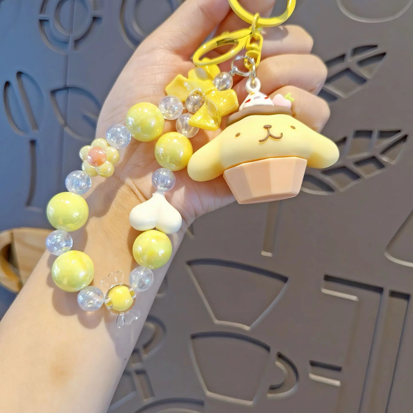 Sanrio Beaded Keychain Hello Kitty Cinnamoroll Kuromi Cute Cartoon Pendant Phone Chain Keychain Bag Pendant Accessories