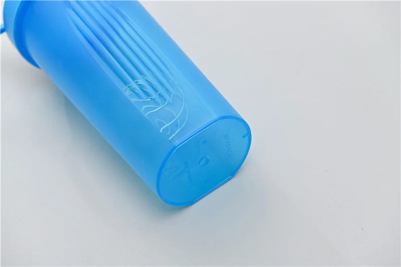 600ml Portable Protein Powder Shaker Bottle Leak Proof Water Bottle for Gym Fitness Training Sport Shaker Mixing Cup with Scale