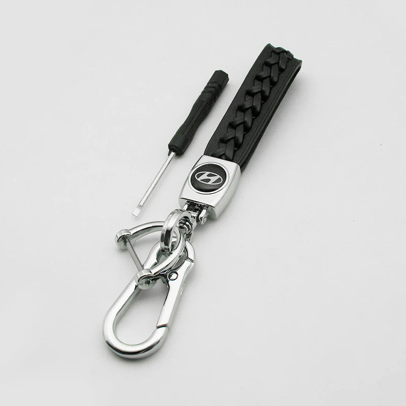 Metal/Leather Car Keychain Badge Emblem For Hyundai Elantra Kona i10 i20 i30 ix25 ix35 Tucson N Line Key Chain Rings Accessories