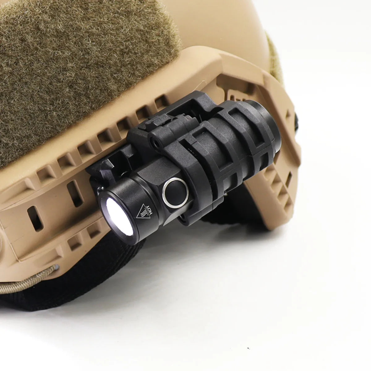 Tactical Helmet Light FAST Helmet Flashlight Strobe Telescopic Zoom Survival Safety Lamp With Hat Clamp Holder Camping Hunting