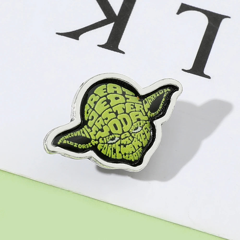 Star Wars Yoda Enamel Brooch - Cartoon Character Lapel Pin Collectible Jewelry Creative Head Portrait Gift for Fans