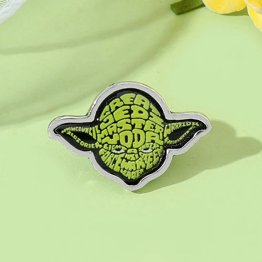 Star Wars Yoda Enamel Brooch - Cartoon Character Lapel Pin Collectible Jewelry Creative Head Portrait Gift for Fans