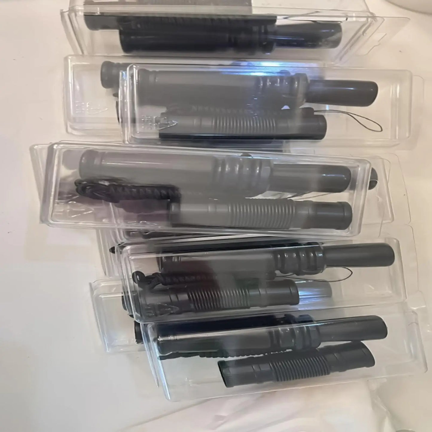 Hunting Deer Call Outdoor Hunting Doe Fawn Call with Lanyard Realistic Vocalizations Hunters Lures for Open Field Stalking