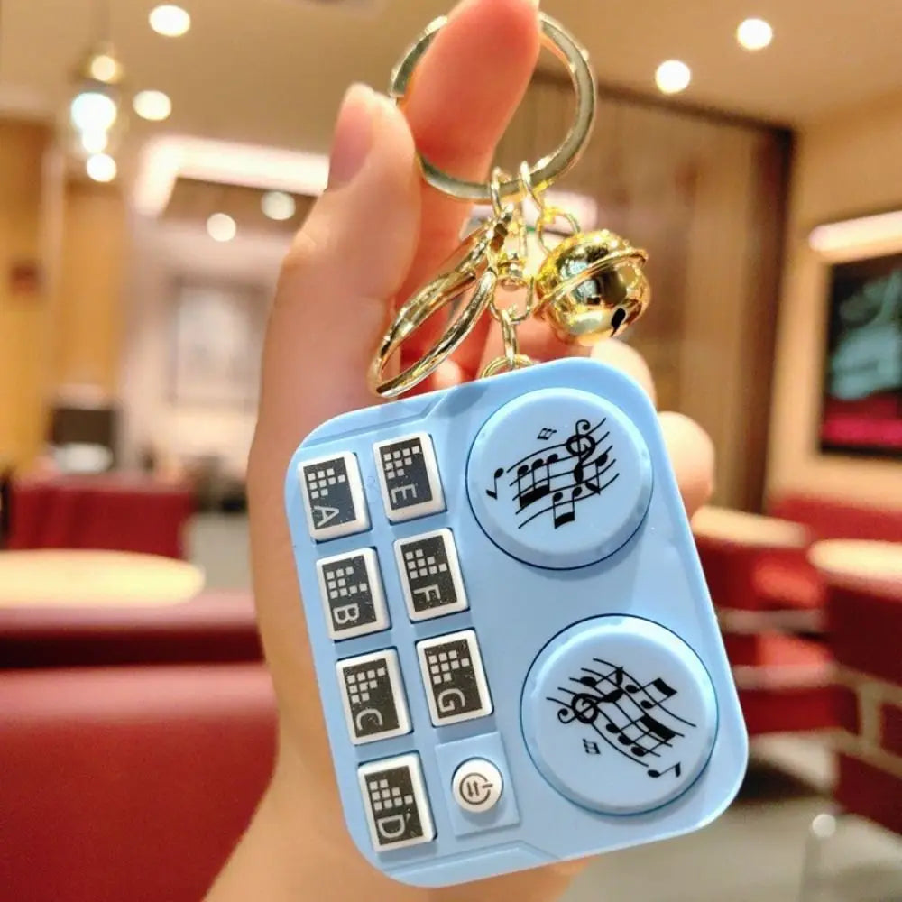 Key Chain Musical Instrument Pendant Keychain Plastic Mini Electronic Keyboard Keychain Backpack Ornament Birthday Gift