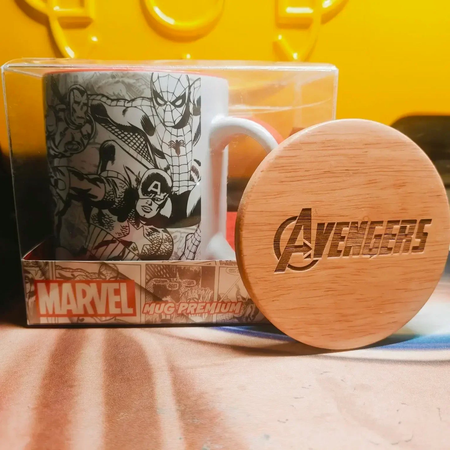 Marvel The Avengers water cup large capacity coffee mug gift box creative Spider-Man Iron Man Peripheral Movies holiday gift