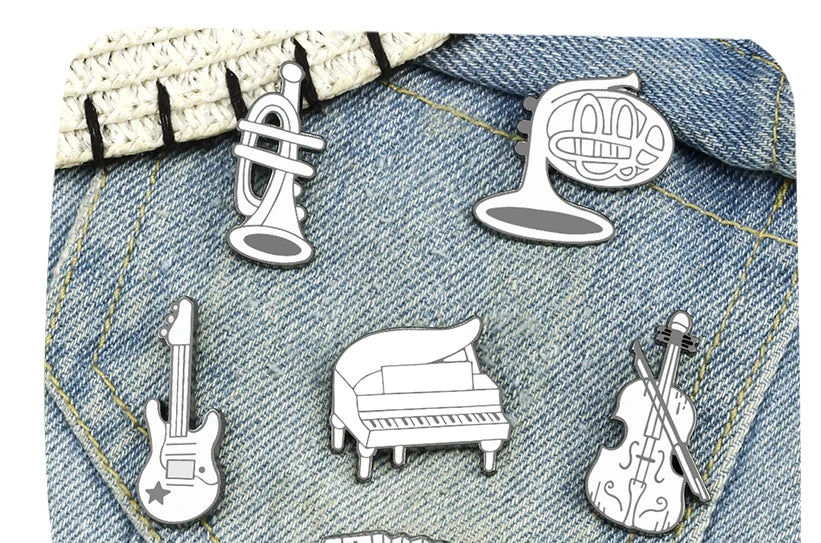 Cool Violin Enamel Pins Elegant Piano Accordion Bass Instrument Brooches Musician Shirt Lapel Pin Badges Jewelry for Music Lover