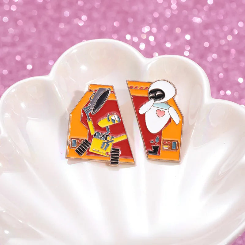 Classic Cartoon Movie Walle Eve Robot Enamel Pins for Backpack Bag Metal Brooch Badges Gifts for Fans Collection