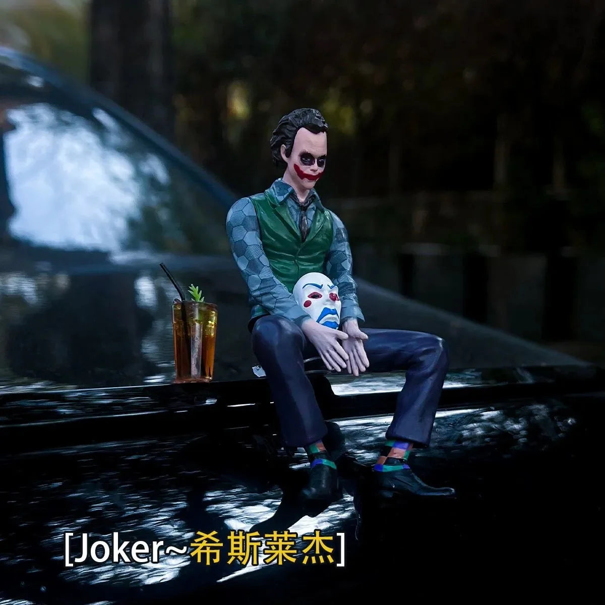 Cartoon joker Handmade Boutique Large Decoration Desktop Scene Model Mask Sitting Posture Gifts Room Car decoration